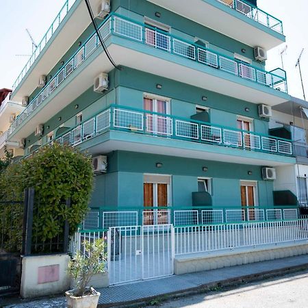 Amelies Apartments Paralía 외부 사진