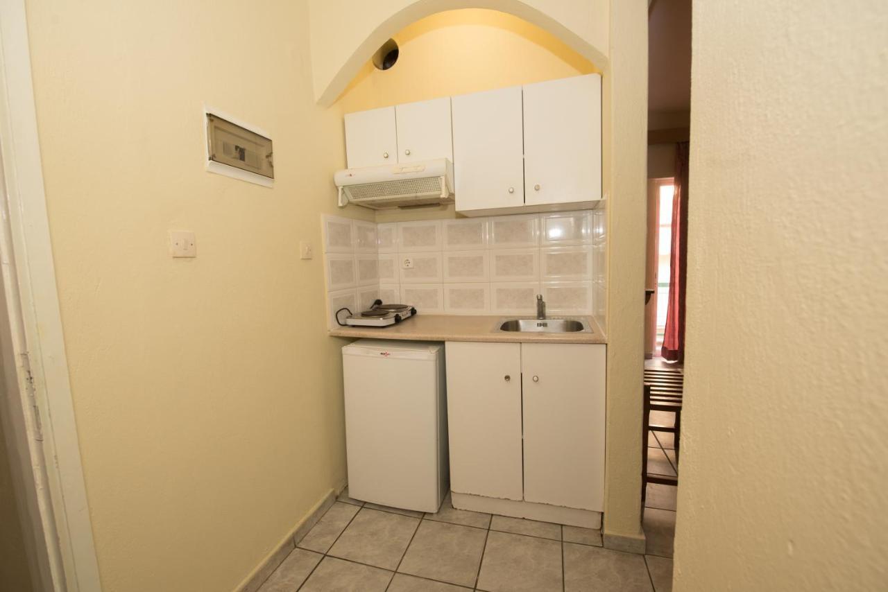 Amelies Apartments Paralía 외부 사진